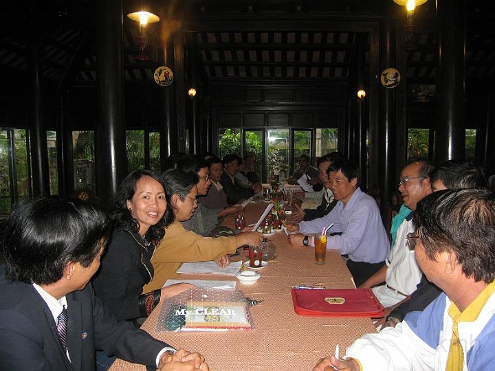 Dai dien cac Khoa va Ban LL.jpg